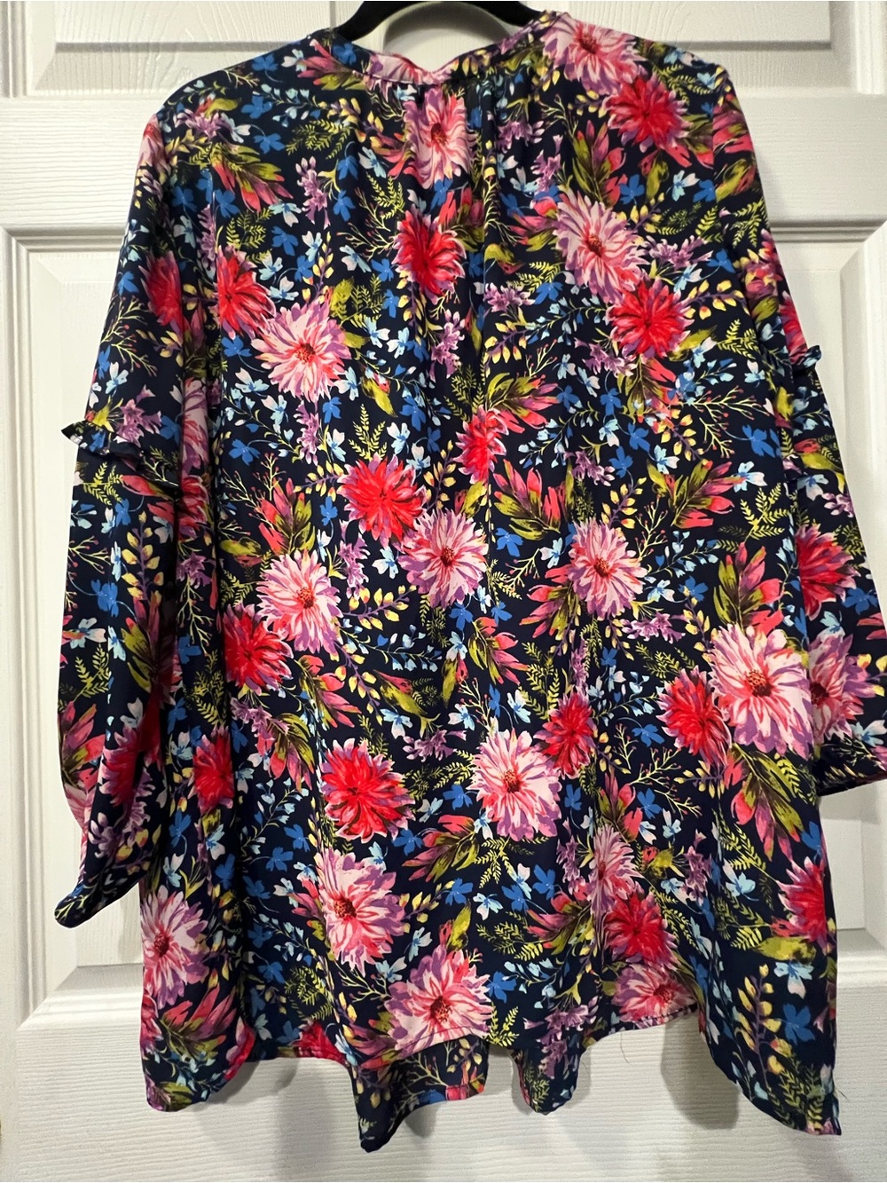 The Pioneer Woman Navy Floral Tunic Top with Pink & Red Blooms - Picture 5 of 9